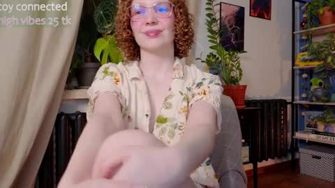 Salome   Lovense always on from 5 tk   My content and your custom requests  online show from 02-01-25, 05:26