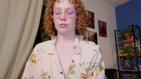 Salome   Lovense always on from 5 tk   My content and your custom requests  online show from 02-01-25, 08:37