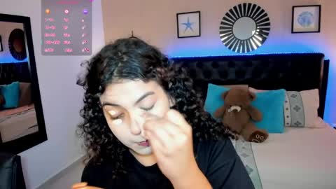 Liily online show from 05-05-26, 03:14