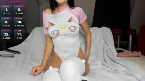 Snapshot of _little_minxxx_ chatting on 10-25-25, 09:53 Julia online show from 10-25-25, 09:53