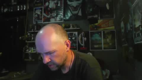 That guy online show from 10-04-25, 07:23