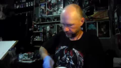 That guy online show from 05-01-26, 04:22