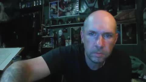 That guy online show from 05-07-26, 04:40
