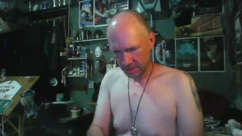 That guy online show from 06-20-26, 04:54