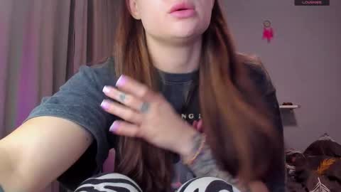 _lorra online show from 09-26-25, 06:12