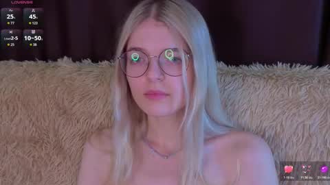 Monica online show from 11-12-25, 07:24