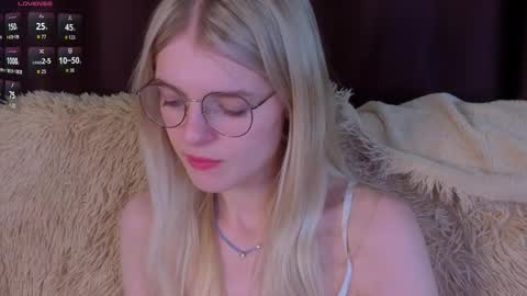 Monica online show from 11-14-25, 06:28