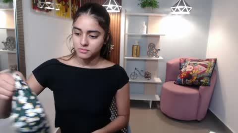 Lucy online show from 06-08-26, 10:59