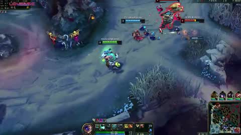 Queen.  Help me reach 100 thumbs up  online show from 11-21-25, 10:08