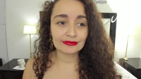 Snapshot of _luna__sweet_ chatting on 01-23-25, 06:39 luna sweet online show from 01-23-25, 06:39