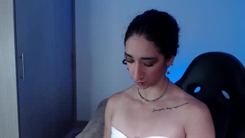  Luna  online show from 03-24-26, 03:17