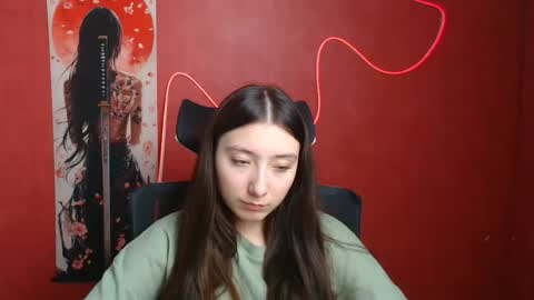 Luna online show from 10-25-25, 05:48