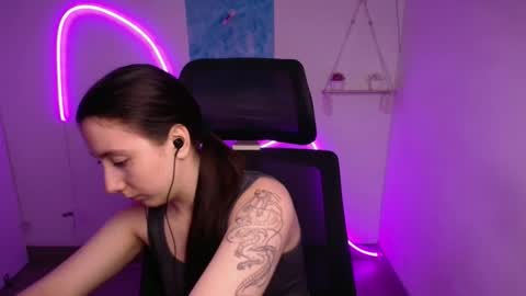 Luna online show from 11-07-25, 12:27