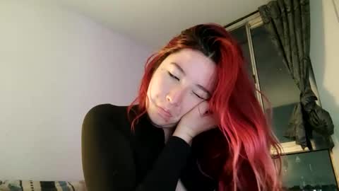 Snapshot of _lunaa__ chatting on 03-01-25, 02:04 _lunaa__ online show from 03-01-25, 02:04