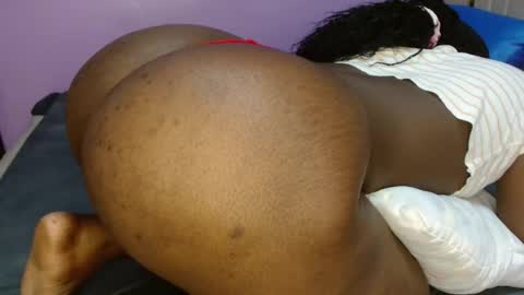 Snapshot of _lusciouscaramel chatting on 02-15-26, 03:14 luscious online show from 02-15-26, 03:14