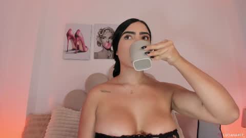 _luuciana_ online show from 06-12-26, 04:33
