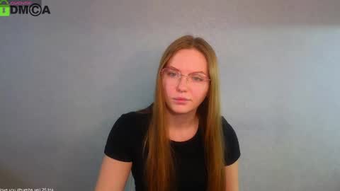 Welcome guys  Pleasure to see you all here  My name is Lysafeta and MichaelaTip menu is active Private is open  online show from 02-01-25, 08:18