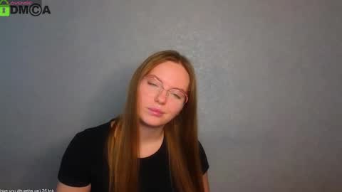 Welcome guys  Pleasure to see you all here  My name is Lysafeta and MichaelaTip menu is active Private is open  online show from 02-01-25, 11:21