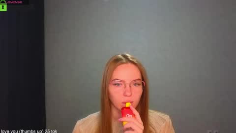 Welcome guys  Pleasure to see you all here  My name is Lysafeta and MichaelaTip menu is active Private is open  online show from 10-24-25, 05:15