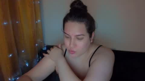 Snapshot of _madalexa_ chatting on 12-21-24, 10:30 Alexa online show from 12-21-24, 10:30