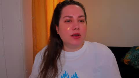 Snapshot of _madalexa_ chatting on 02-08-25, 11:55 Alexa online show from 02-08-25, 11:55