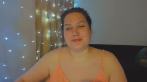 Snapshot of _madalexa_ chatting on 09-11-25, 09:04 Alexa online show from 09-11-25, 09:04