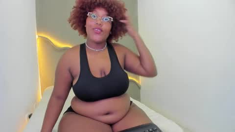 Snapshot of _magu chatting on 11-07-25, 07:36 Magu online show from 11-07-25, 07:36