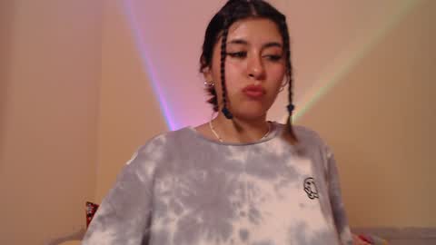 Maia online show from 12-11-24, 01:58