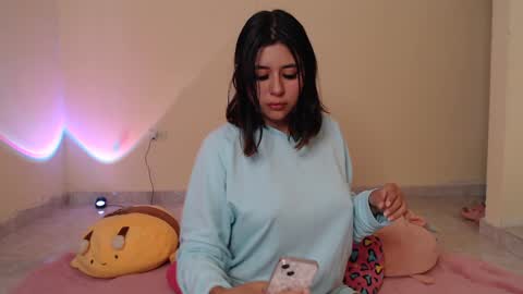 Maia online show from 01-22-25, 12:06