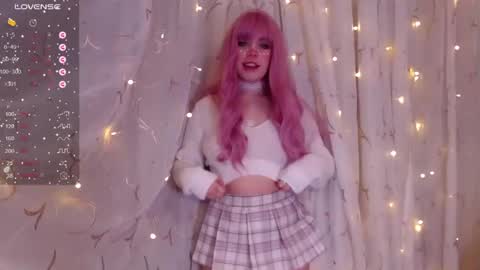 Kira online show from 01-02-25, 07:33