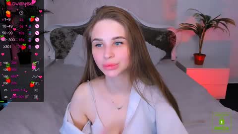Eva  online show from 12-31-24, 08:26