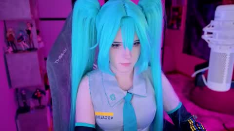 Mariko online show from 09-19-25, 03:24