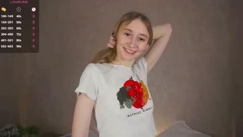  Gwen  online show from 09-20-25, 04:13