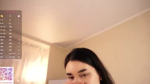 Snapshot of _marvelous_time_ chatting on 07-29-26, 06:44 Gwen online show from 07-29-26, 06:44