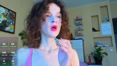 Snapshot of _masterpiece__ chatting on 05-10-26, 05:12 Sophia online show from 05-10-26, 05:12