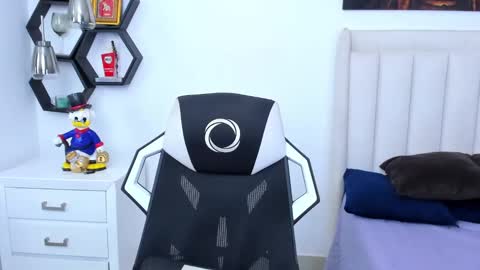 _matthew_santos_ online show from 01-29-25, 10:43