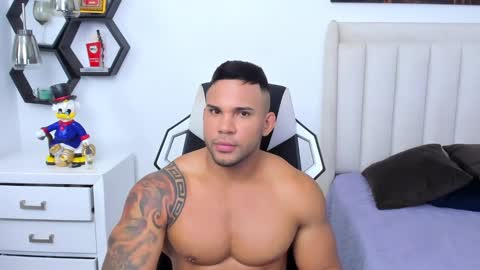 _matthew_santos_ online show from 01-30-25, 10:51