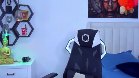 _matthew_santos_ online show from 11-06-25, 10:43