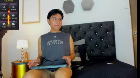 Snapshot of _maximo_1 chatting on 06-19-26, 02:43 _maximo_1 online show from 06-19-26, 02:43