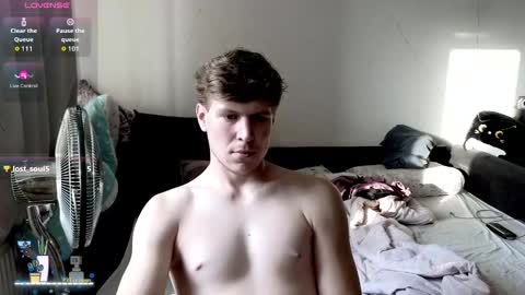 Snapshot of _medaed20_ chatting on 09-10-25, 02:39 Medaed20 online show from 09-10-25, 02:39