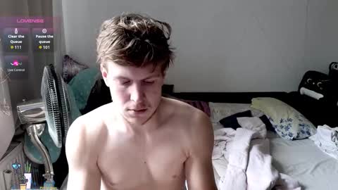 Snapshot of _medaed20_ chatting on 09-20-25, 10:05 Medaed20 online show from 09-20-25, 10:05