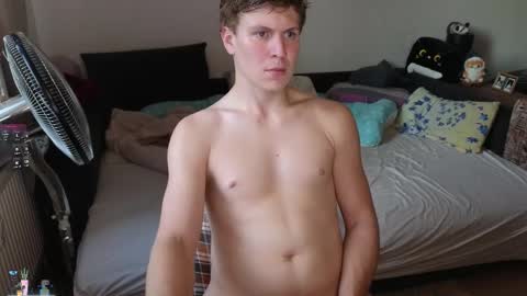 Snapshot of _medaed20_ chatting on 09-29-25, 03:39 Medaed20 online show from 09-29-25, 03:39