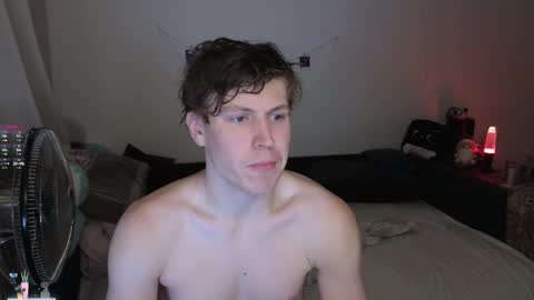 Snapshot of _medaed20_ chatting on 10-19-25, 05:46 Medaed20 online show from 10-19-25, 05:46