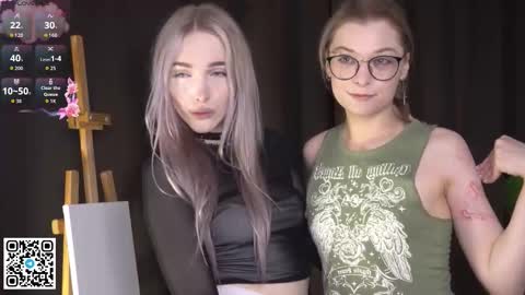 Snapshot of _medal_of_horny_ chatting on 09-11-25, 06:02 Elva and Kate online show from 09-11-25, 06:02