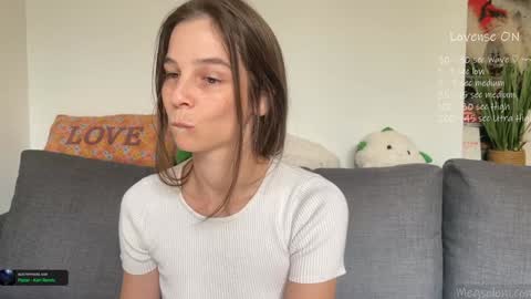 Snapshot of _meg chatting on 10-19-25, 11:55 Meg online show from 10-19-25, 11:55