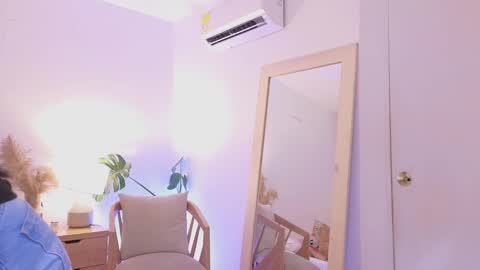 Megan online show from 02-13-25, 07:52