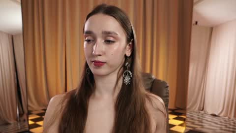 Snapshot of _meganmeow_ chatting on 10-17-25, 06:21 Saturday - start 2030-2130 GMT online show from 10-17-25, 06:21