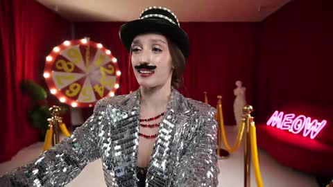 Snapshot of _meganmeow_ chatting on 02-06-26, 08:23 Saturday - start 2030-2130 GMT online show from 02-06-26, 08:23