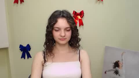 Susie online show from 02-02-25, 03:17