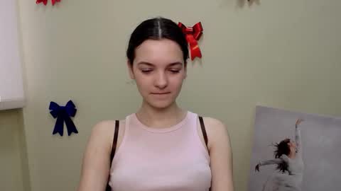 Susie online show from 02-14-25, 07:28